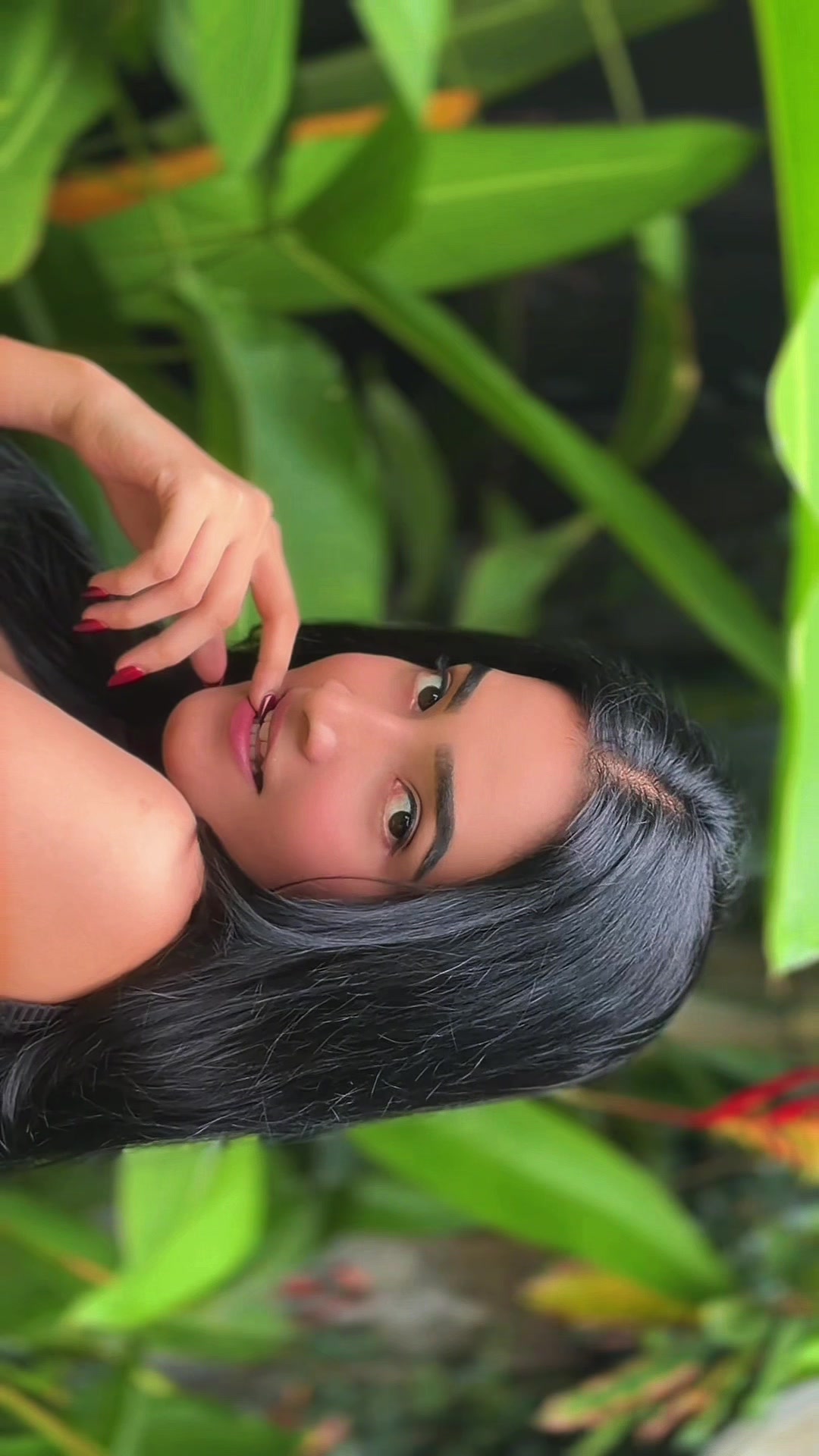 @Tinadaniel_