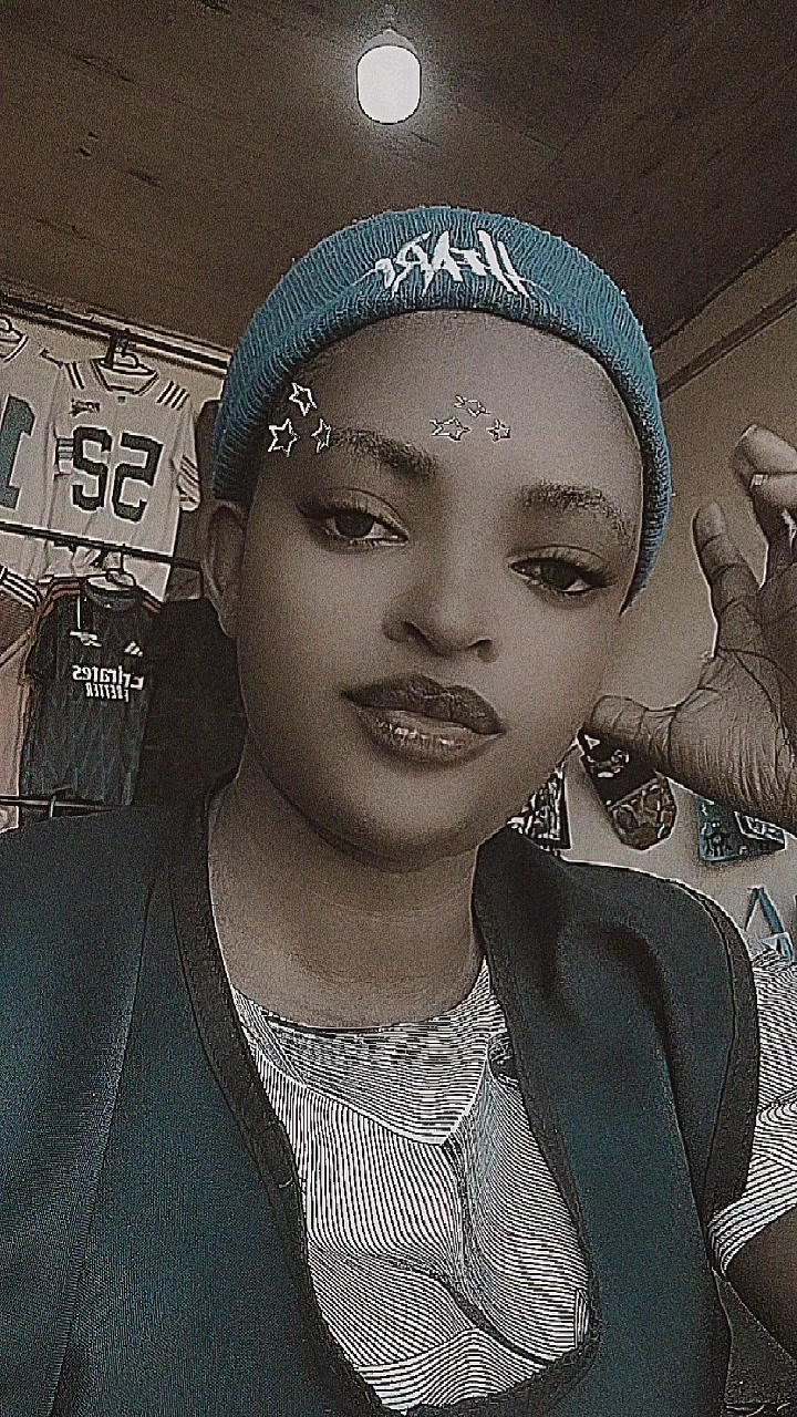 @Maria kasule🥰