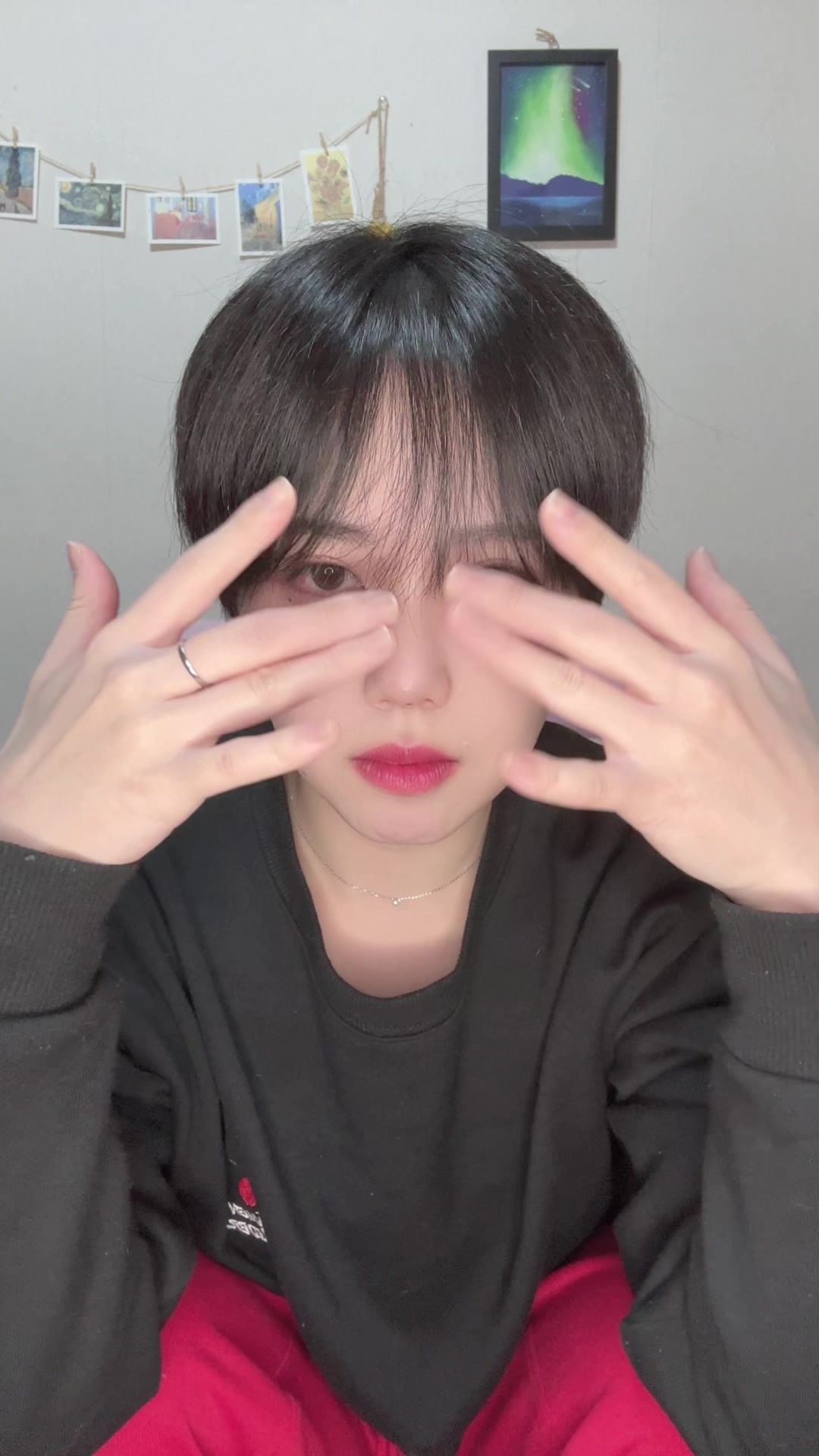 @倫