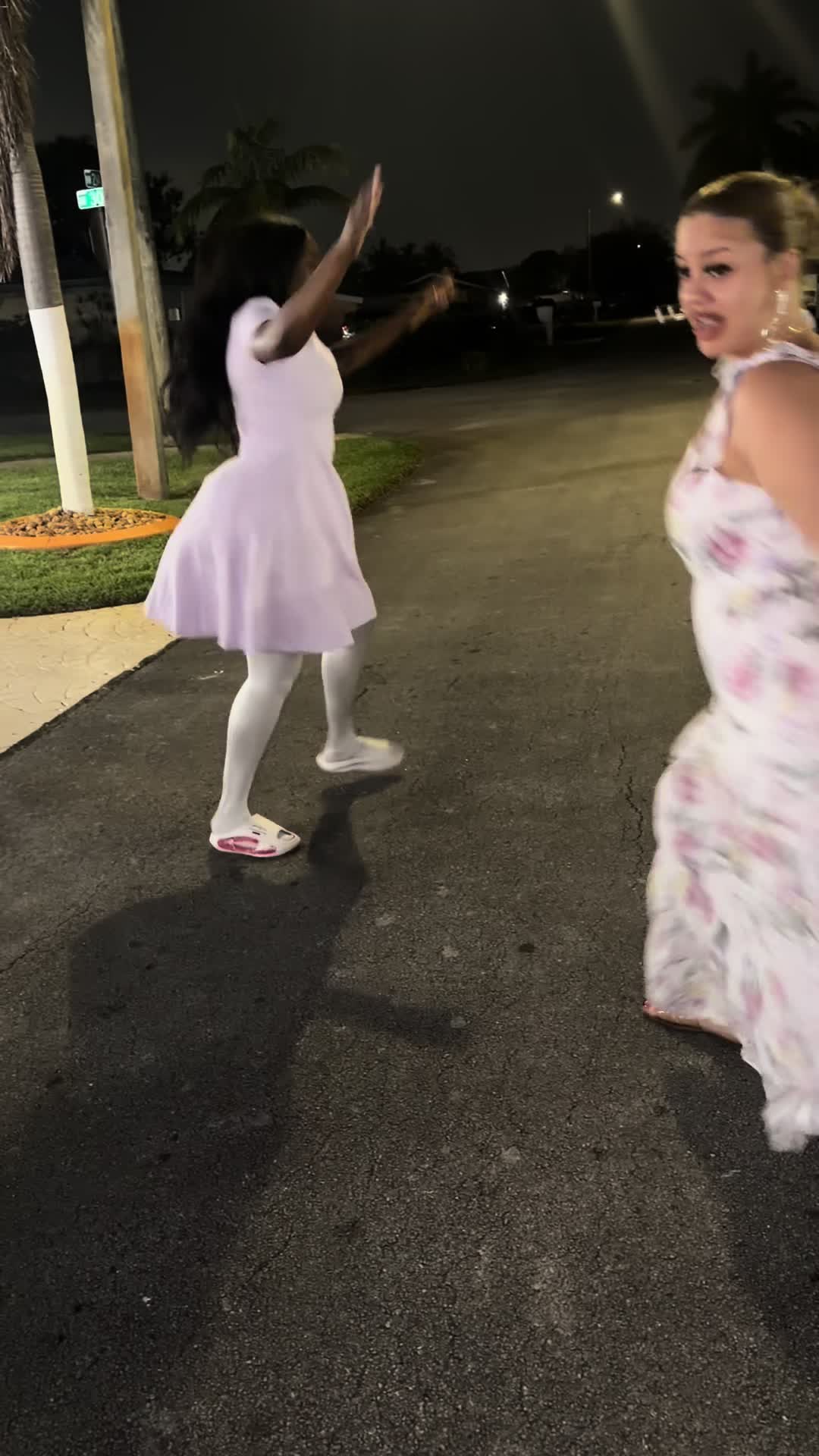 @moniigotbricks