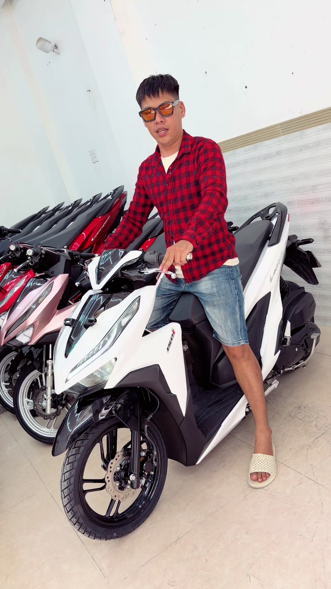 @Điều Bán Vario Q9