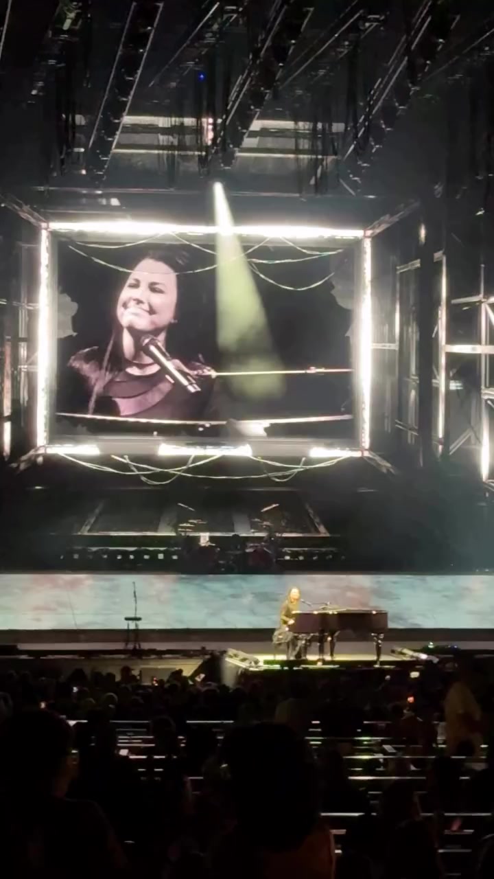 @Evanescence (Fans)