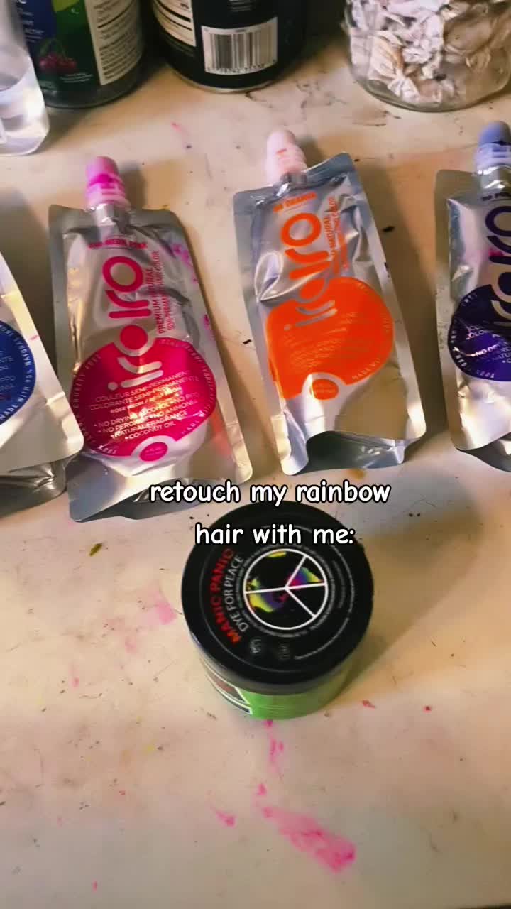 @canijustcolorinthecorner