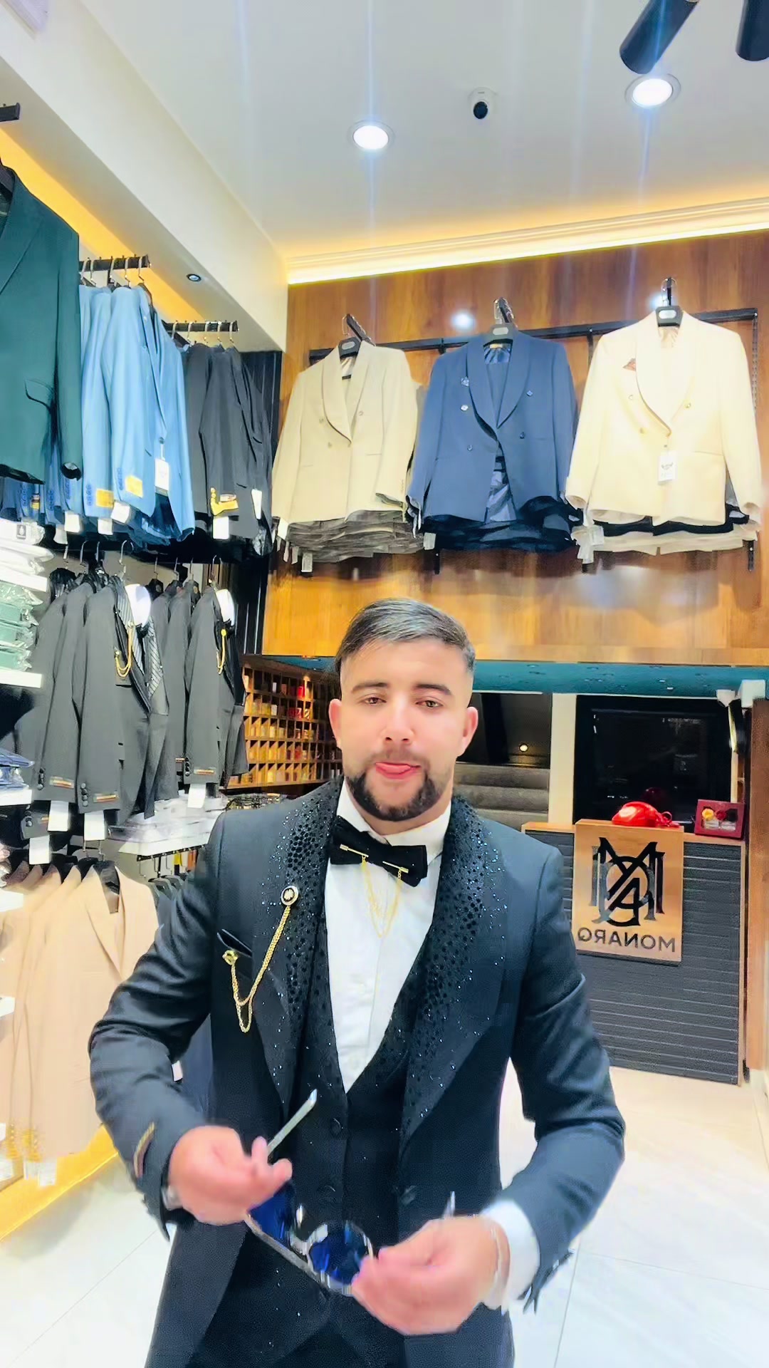 @MONARQ🤵🏻BLIDA
