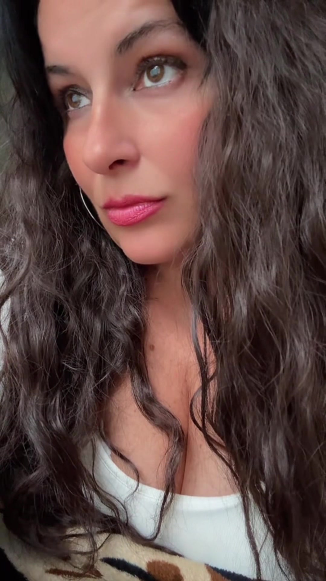 @Lara