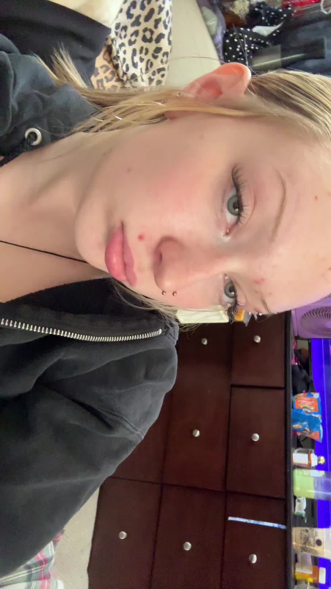 @skvlld0gz