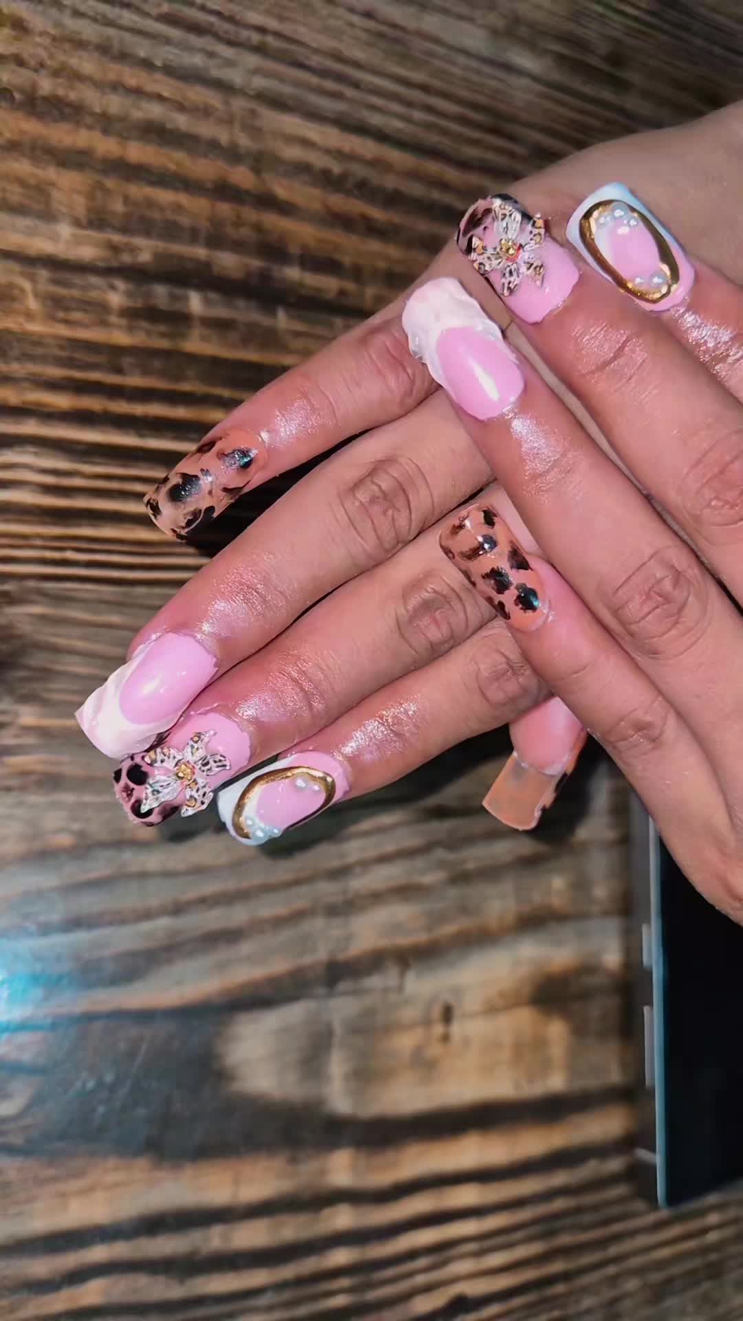 @Angel980