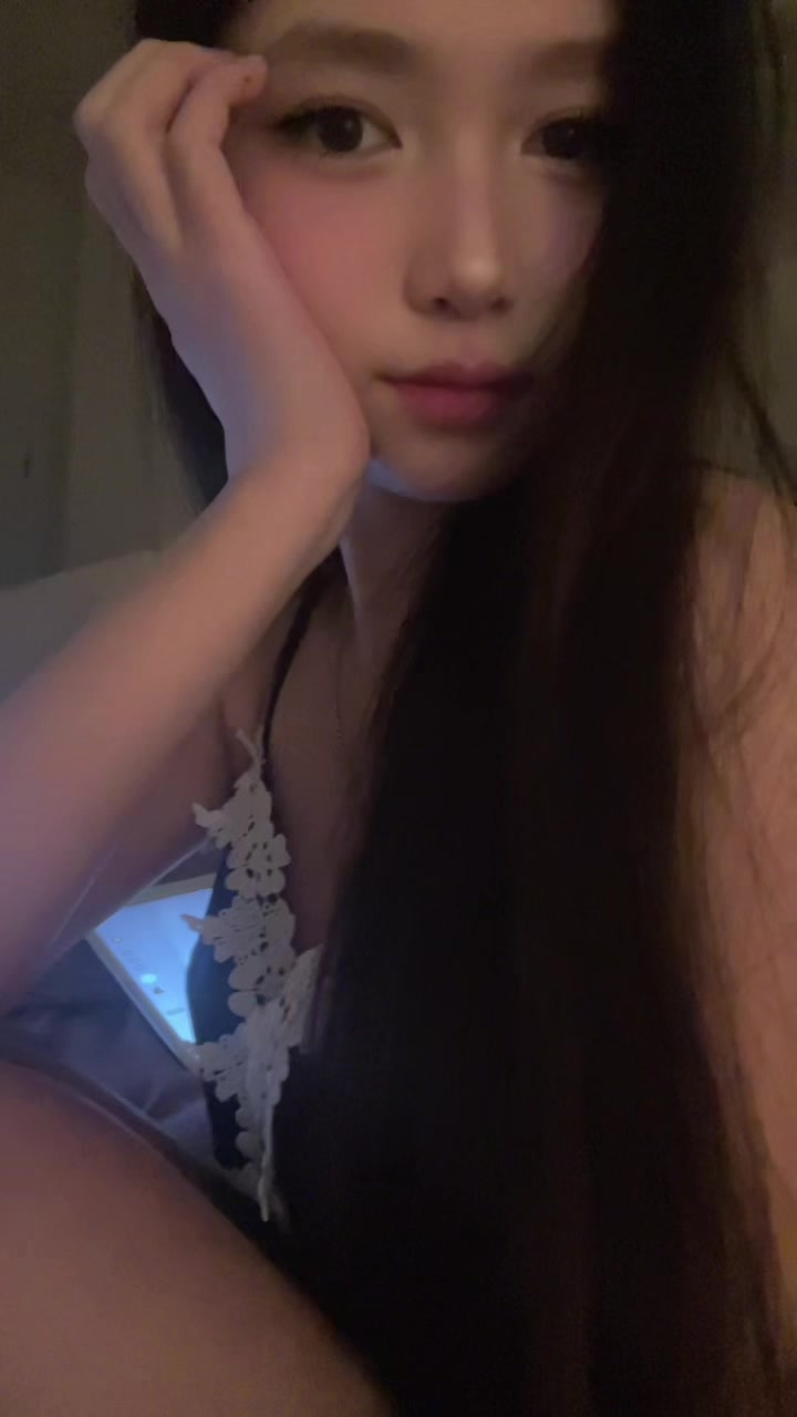 @cỳ