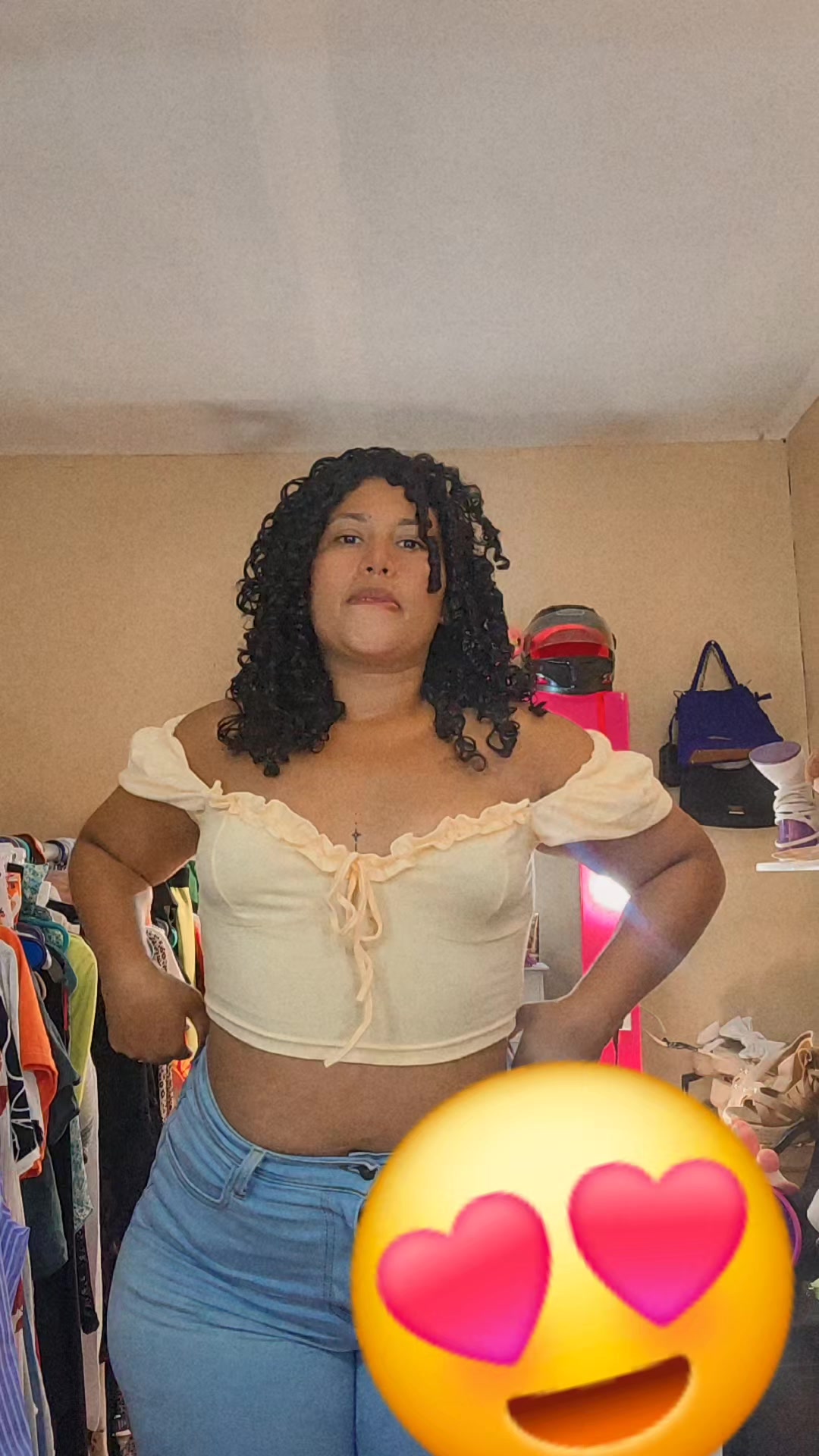 @Elizabeth Escobar🍒🍑🧃