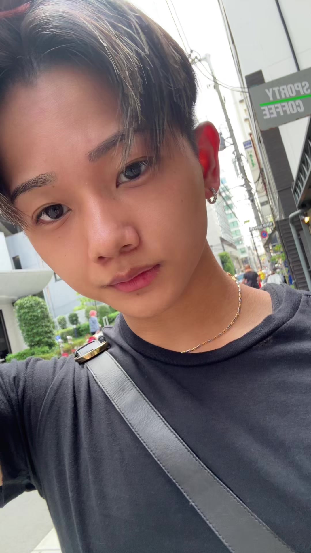 @タクマ