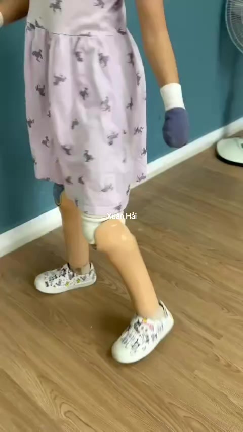 @Hải Râu Tay Chân Giả