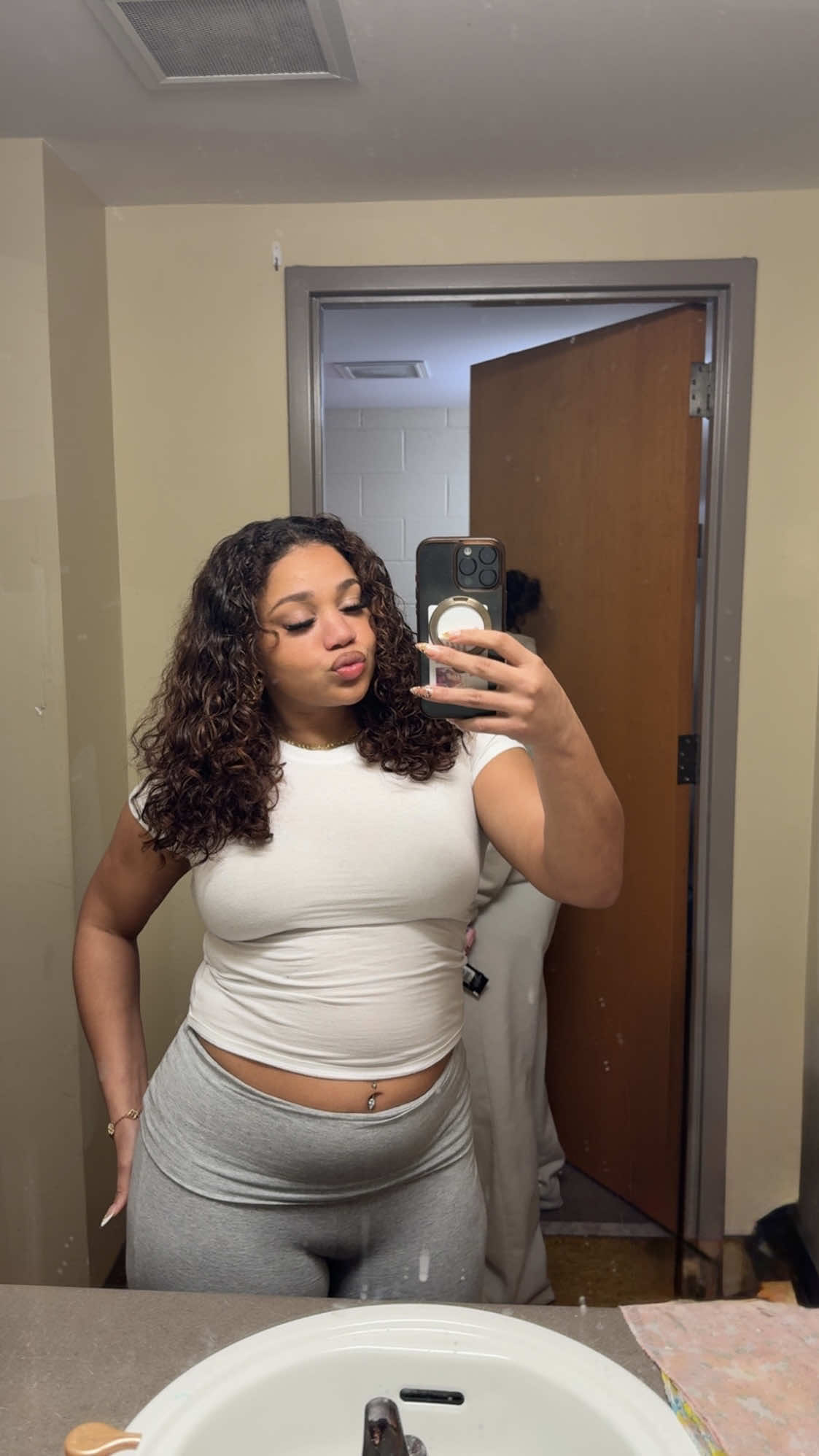 @lilniylaaa