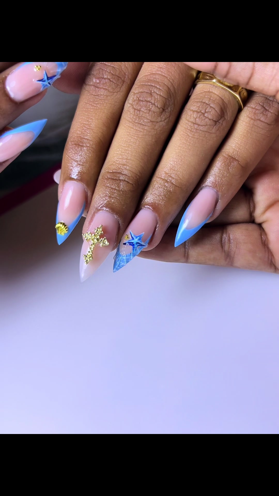 @lslashesnails