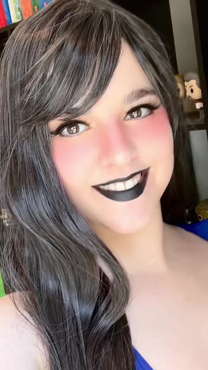 @sarawrcosplayy