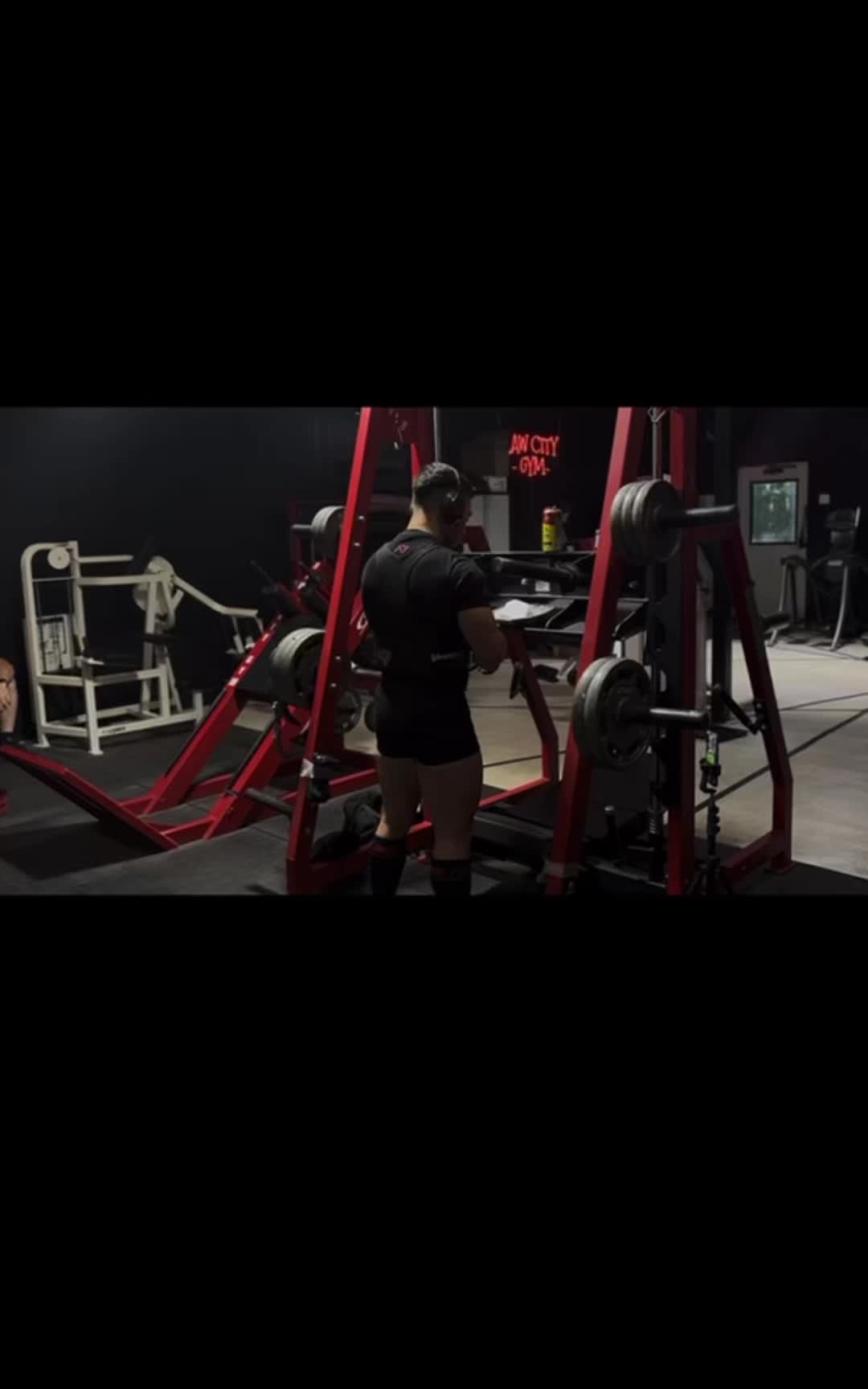 @_julianrico_