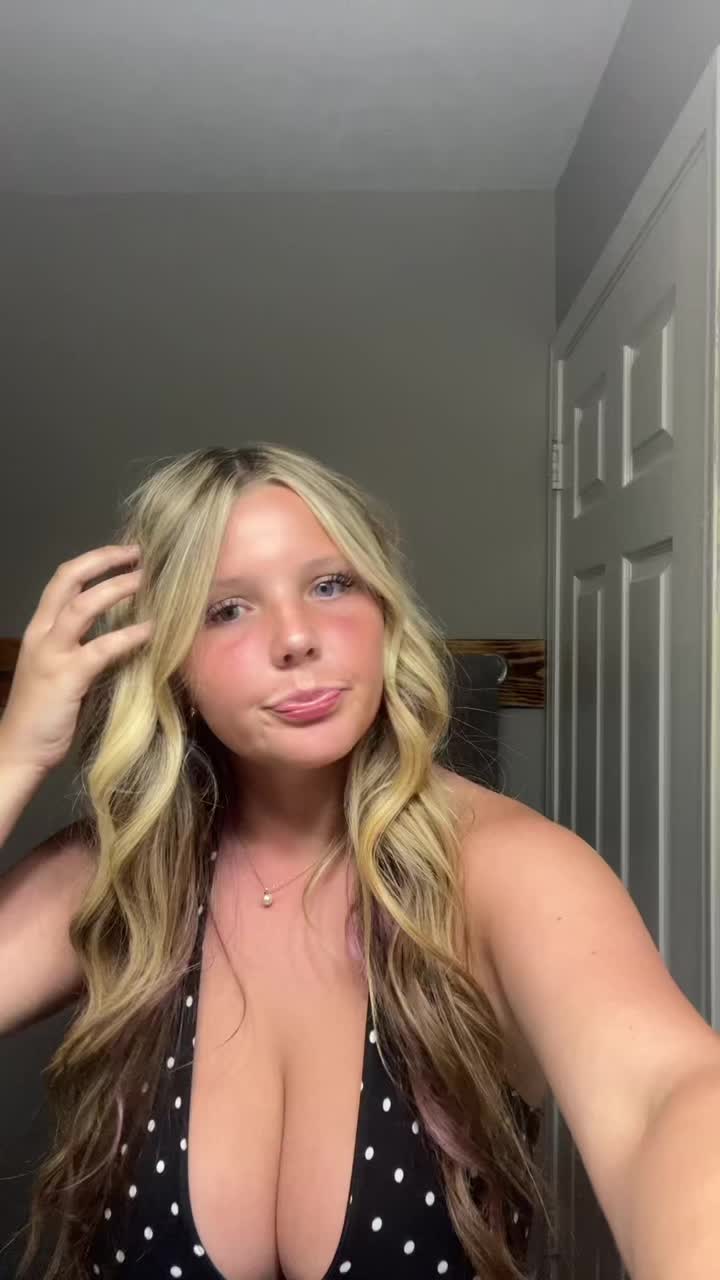 @arianaluvslife