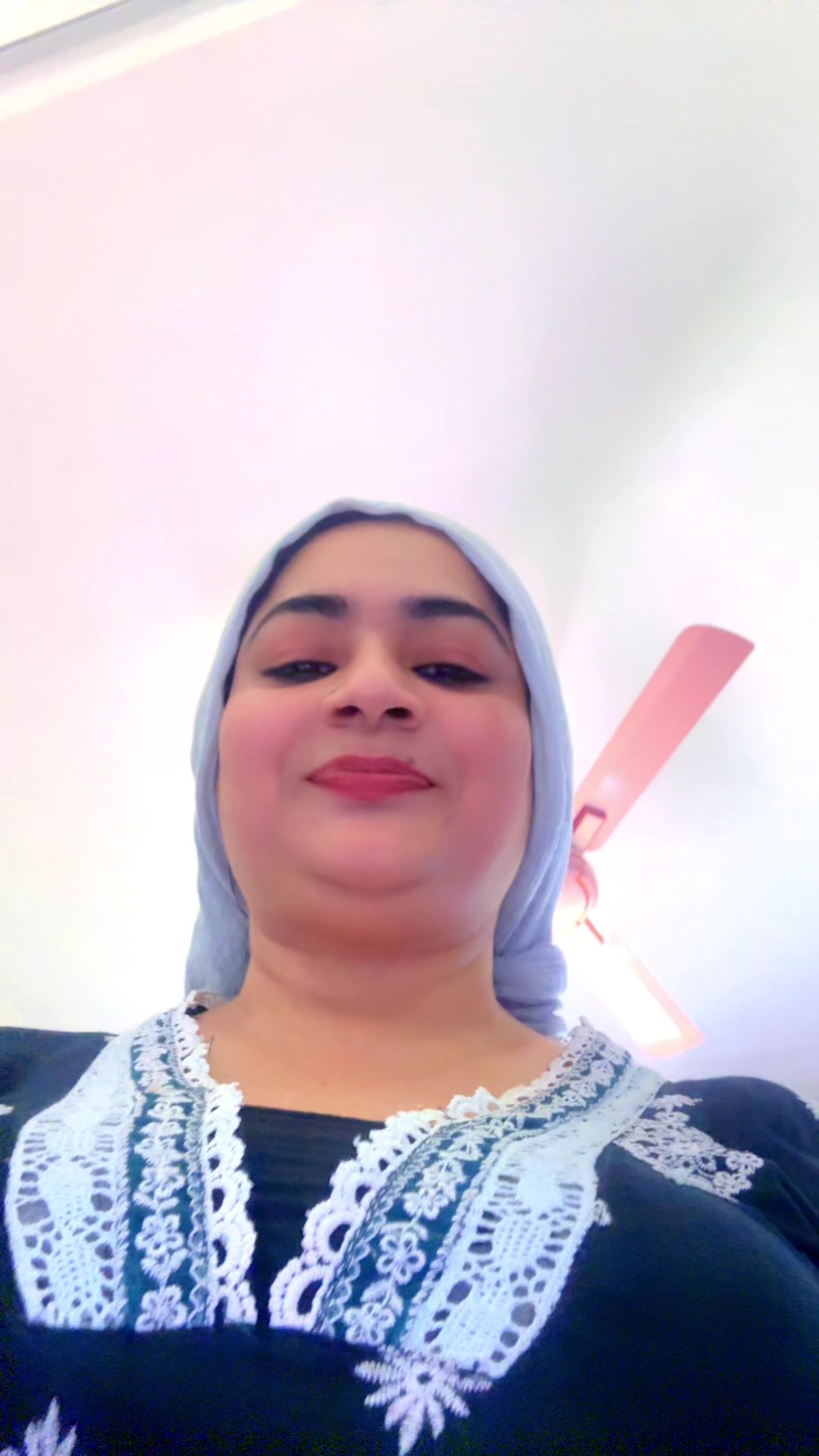 @പോന്നു മിന്നു