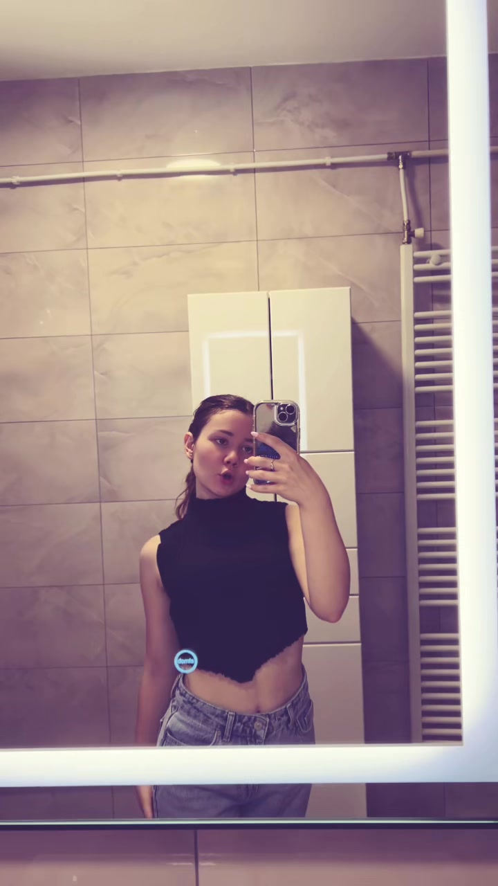 @𝓝.