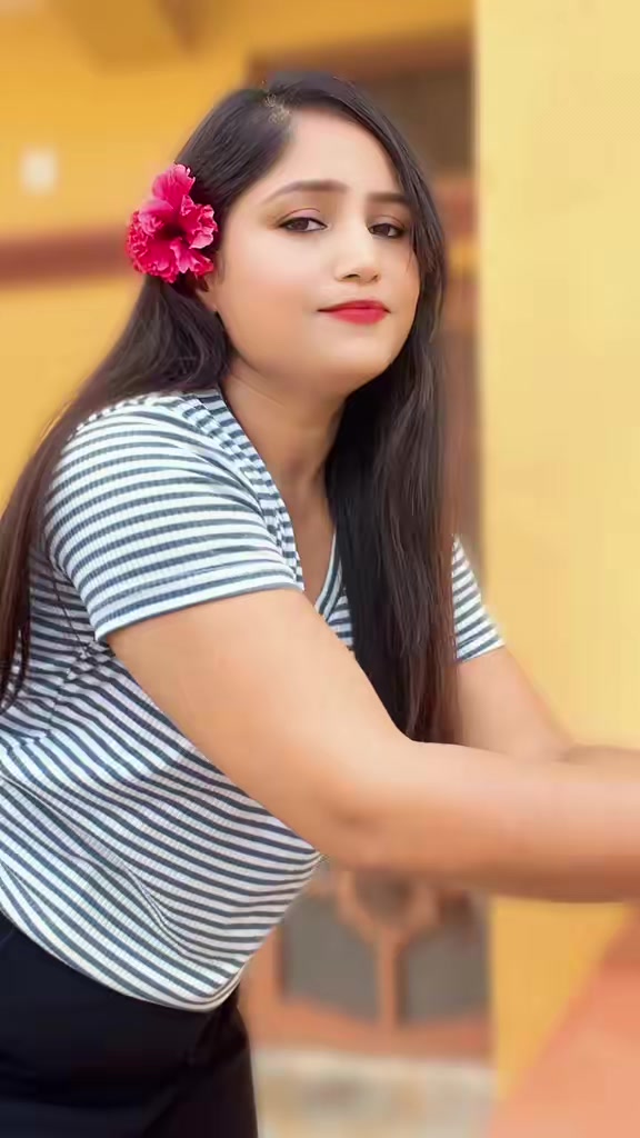 @Rambha Jha 👑