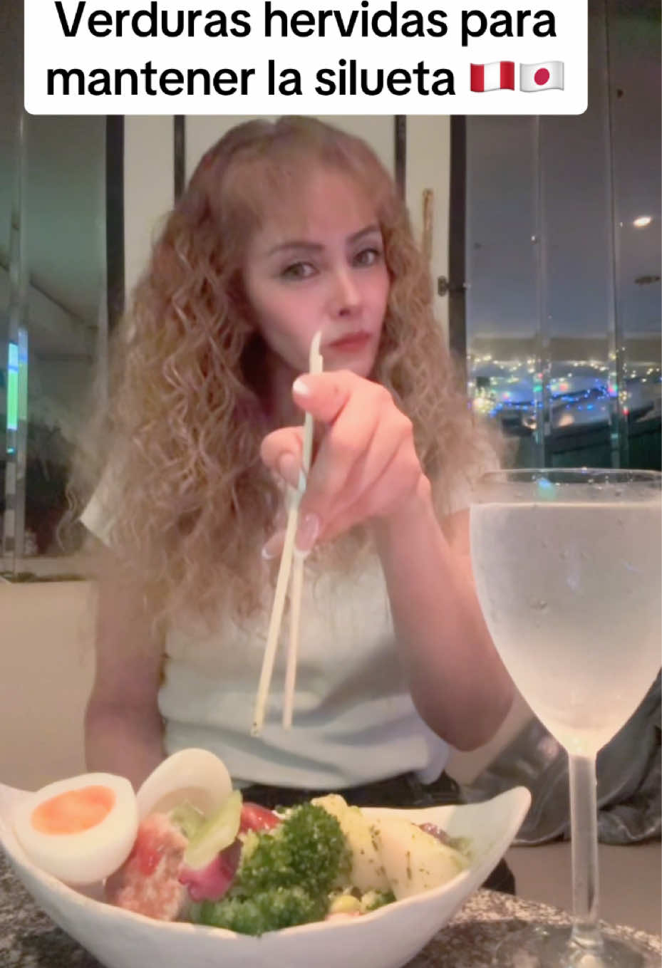 @Rosalía de la Madrid