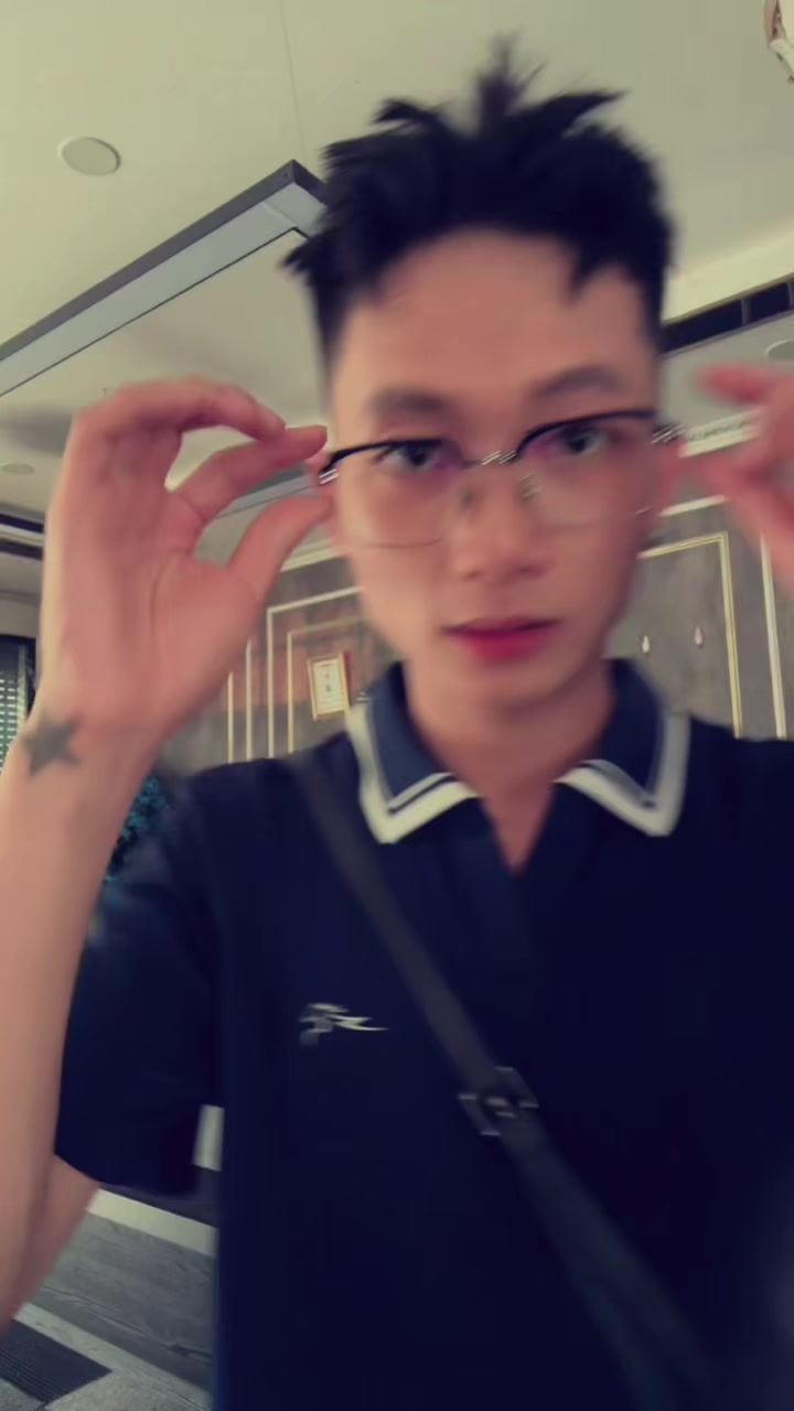 @AN ROY86 aka AN PHỞ