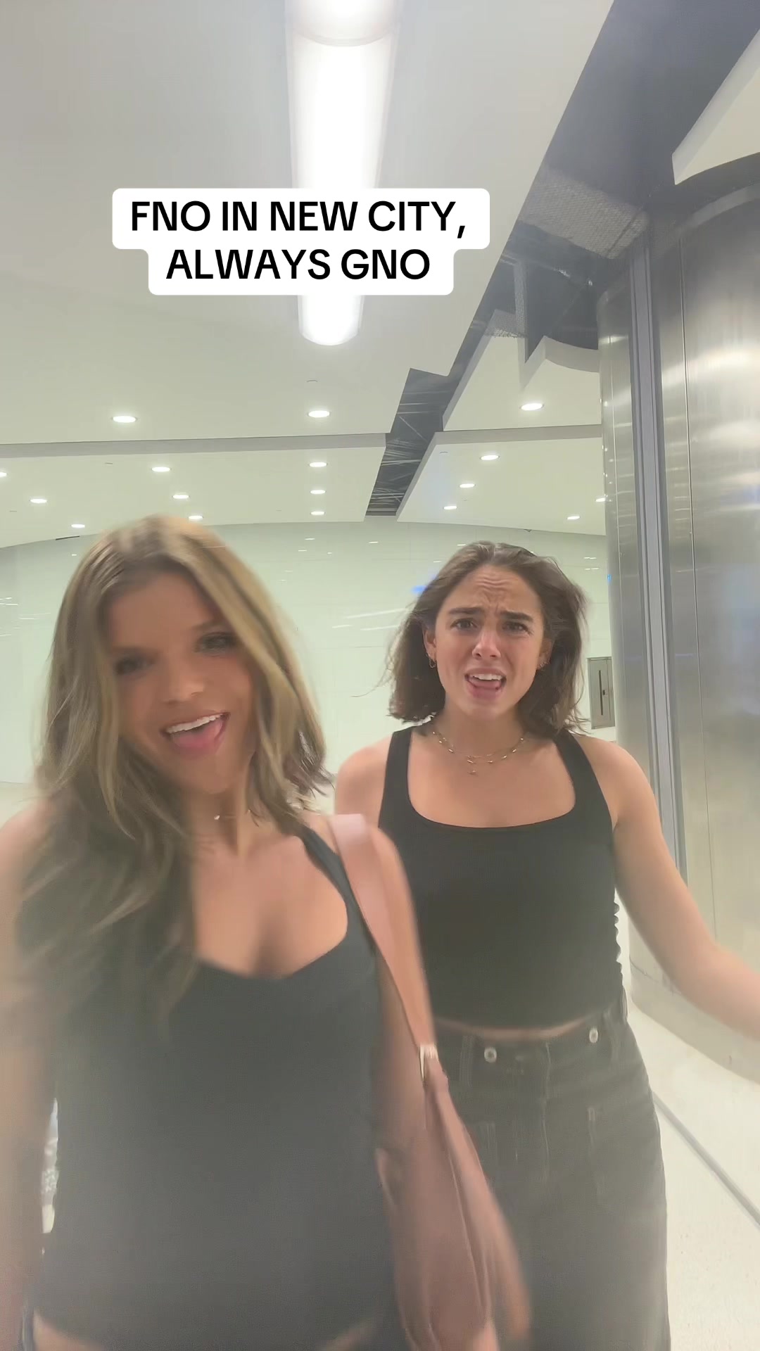 @brooklyndemarr