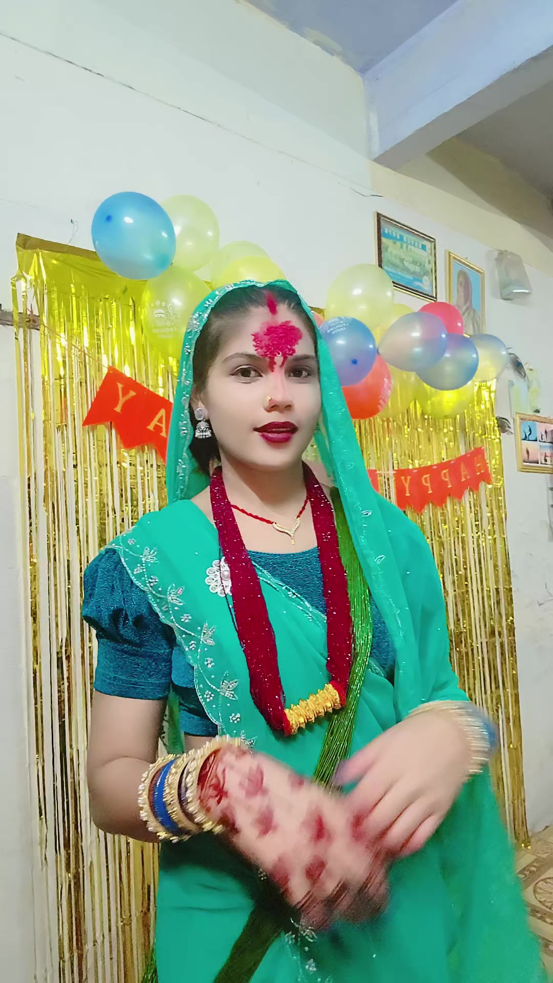@Archana Yadav 😘😇❤️❣️
