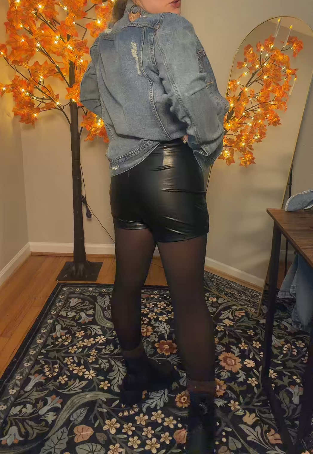 @shopqueenhaley