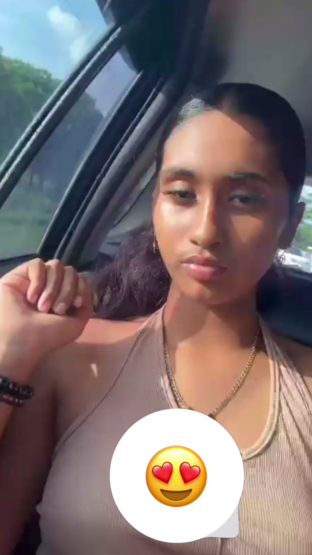 @Cøølie_slave🕷🕸