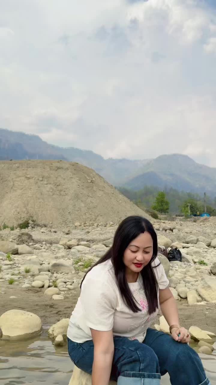 @राना थापा पूनम