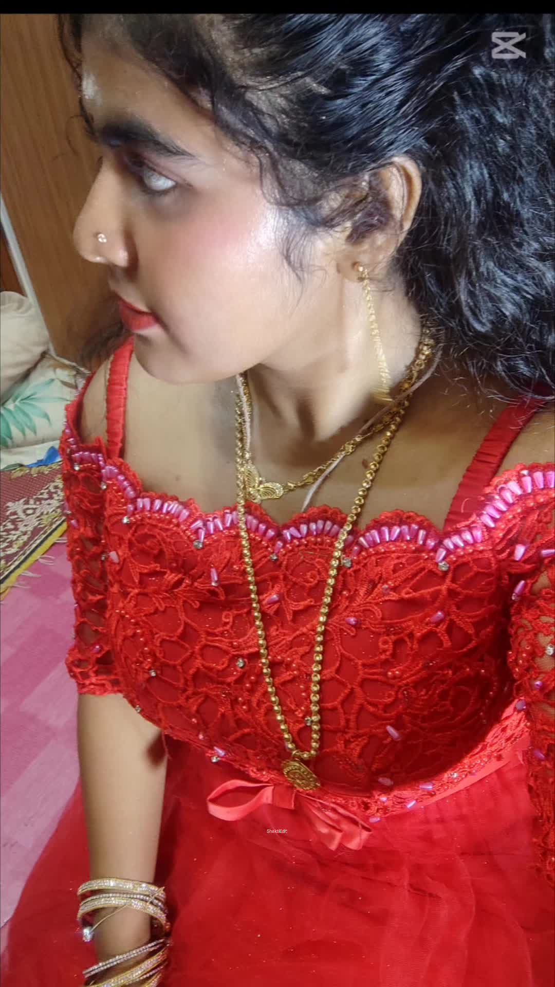 @Sandiya🖤