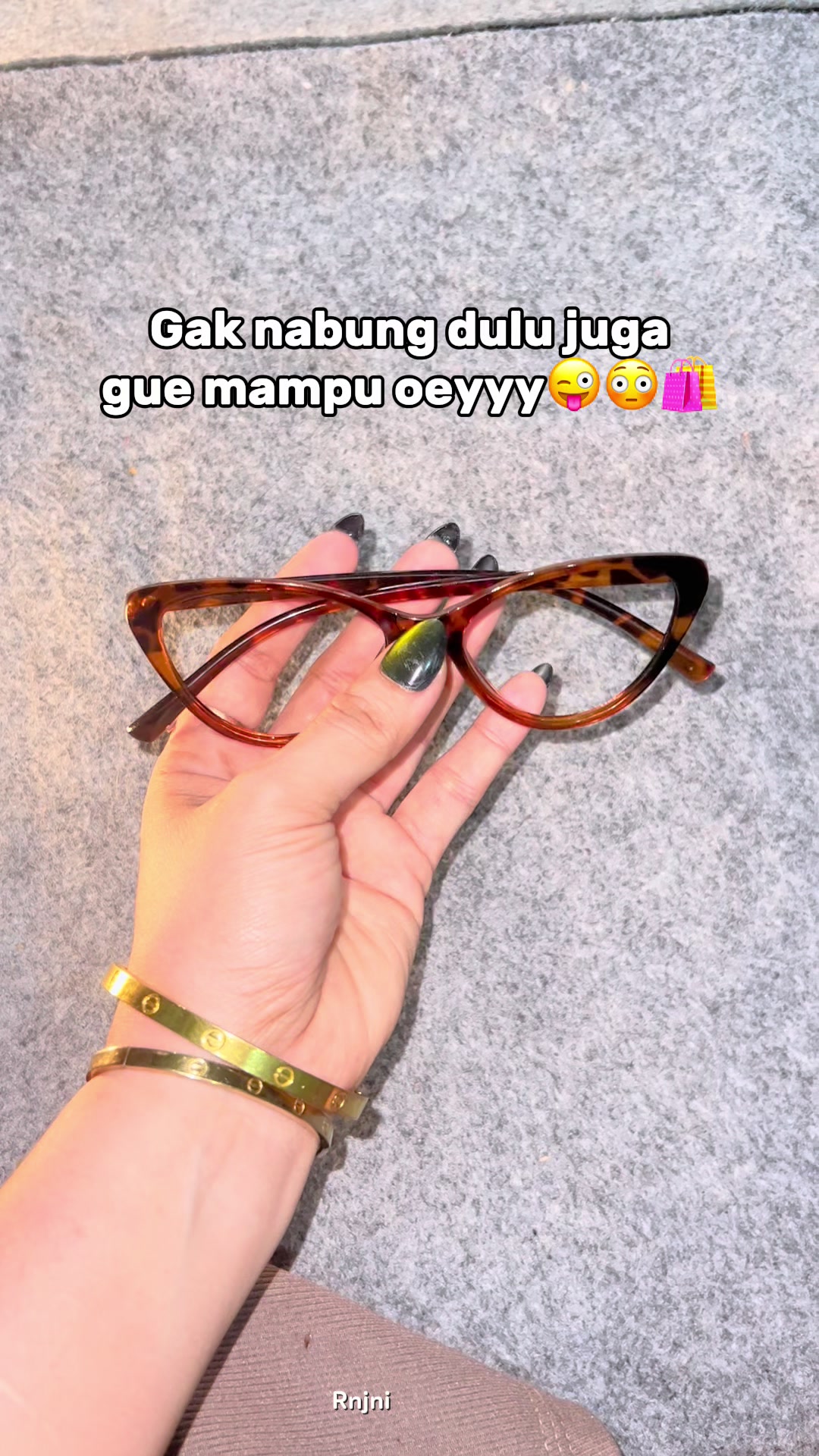 @Rnjni