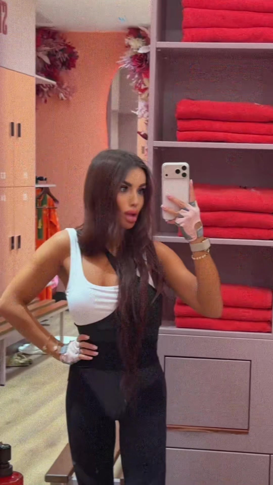 @adelinamarhuda