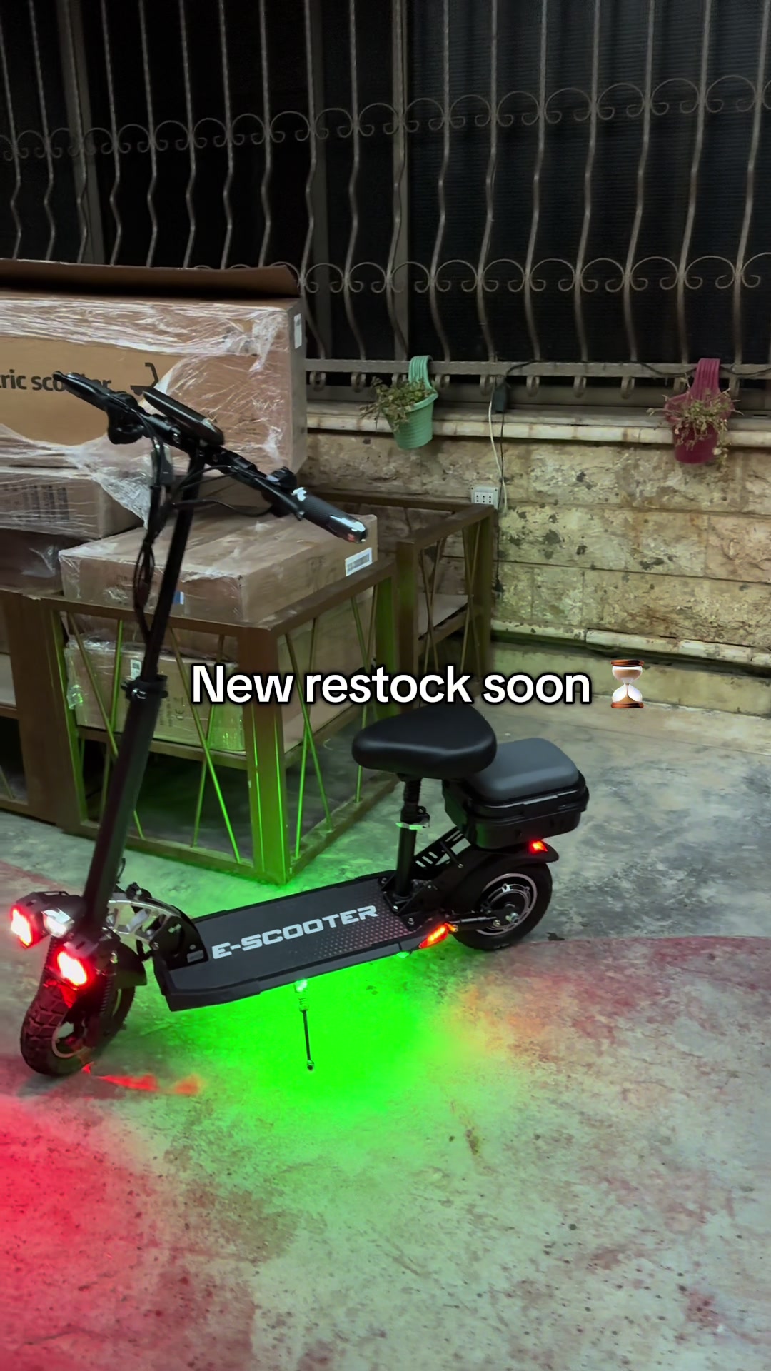 @E-scooters.Lb