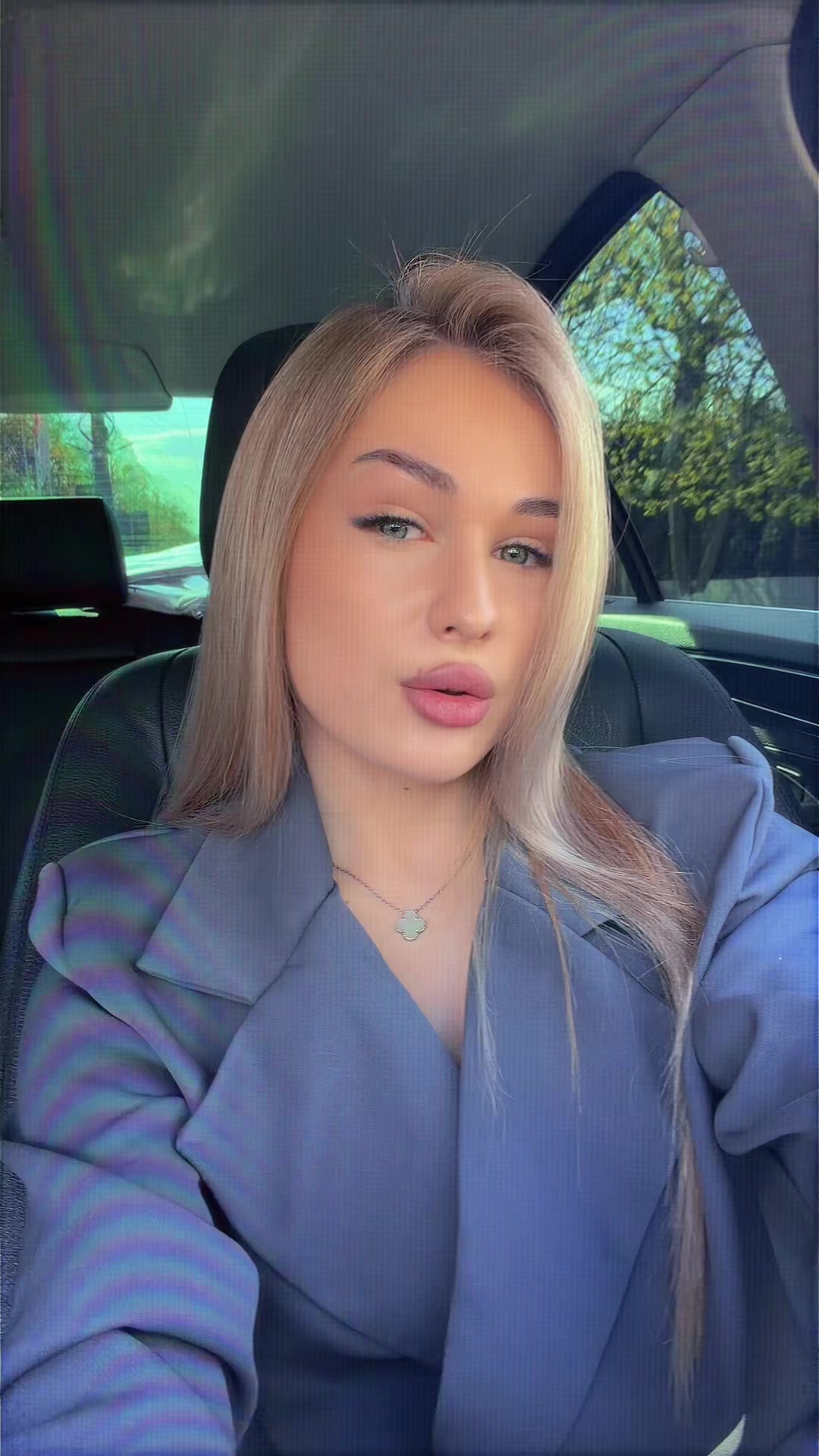 @VIKTORYIA