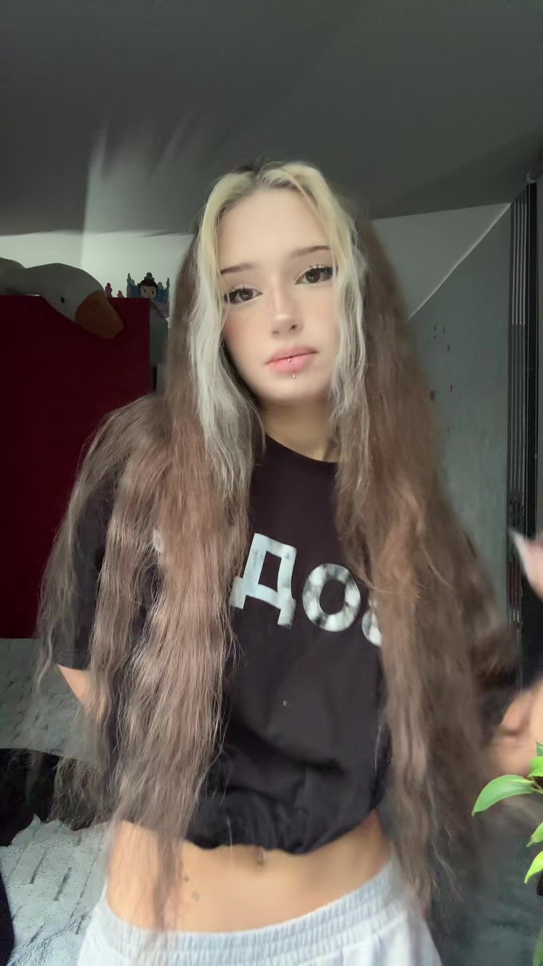@Пчела