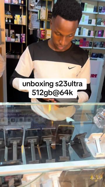 @URBAN PHONE📱
