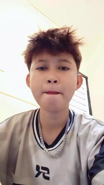 @Rhaka Vf.🖤