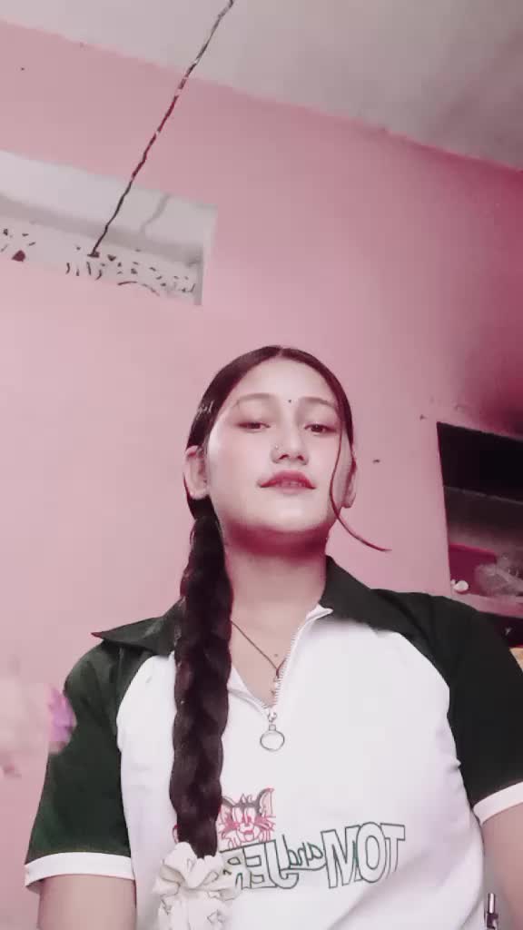 @Rekhuu 🥀💗🦚🌷