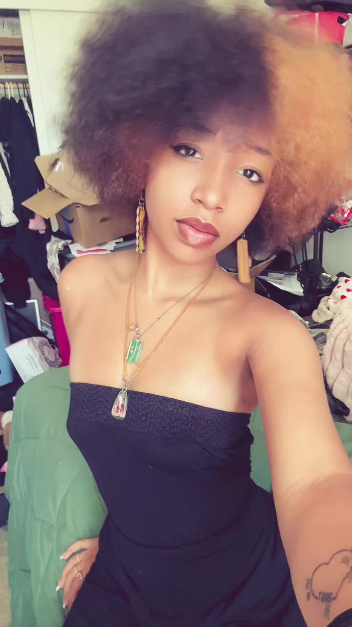 @&bull;&deg;Milli&bull;&deg;