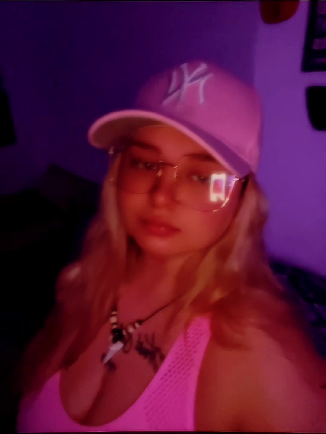 @🫡