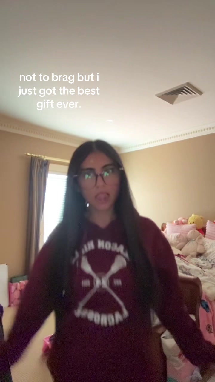 @𝐑