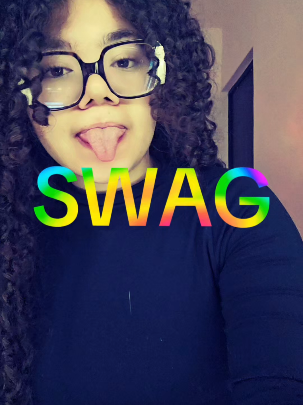 @Vicky..✨️