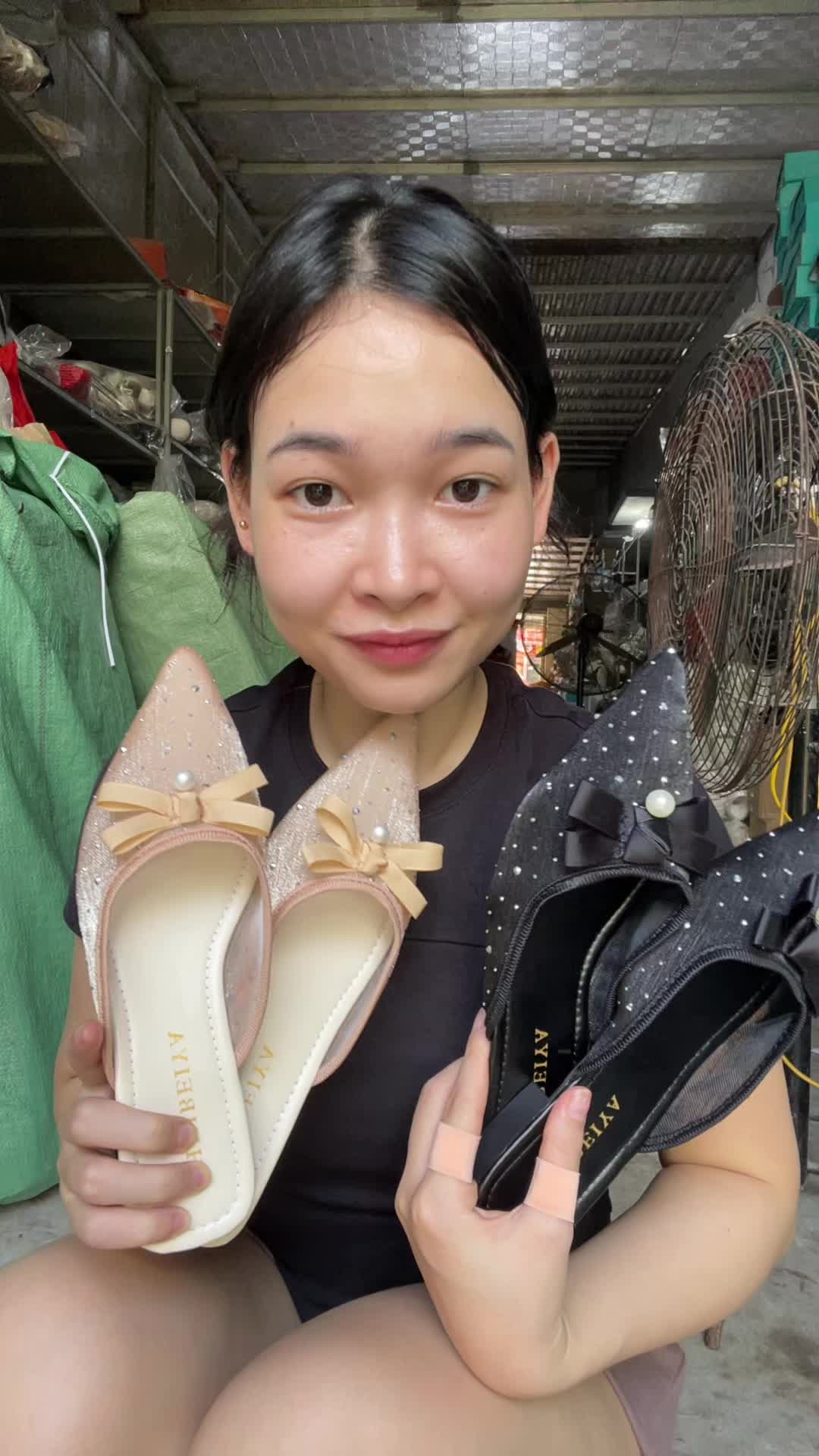 @HỒNG XI&Ecirc;M