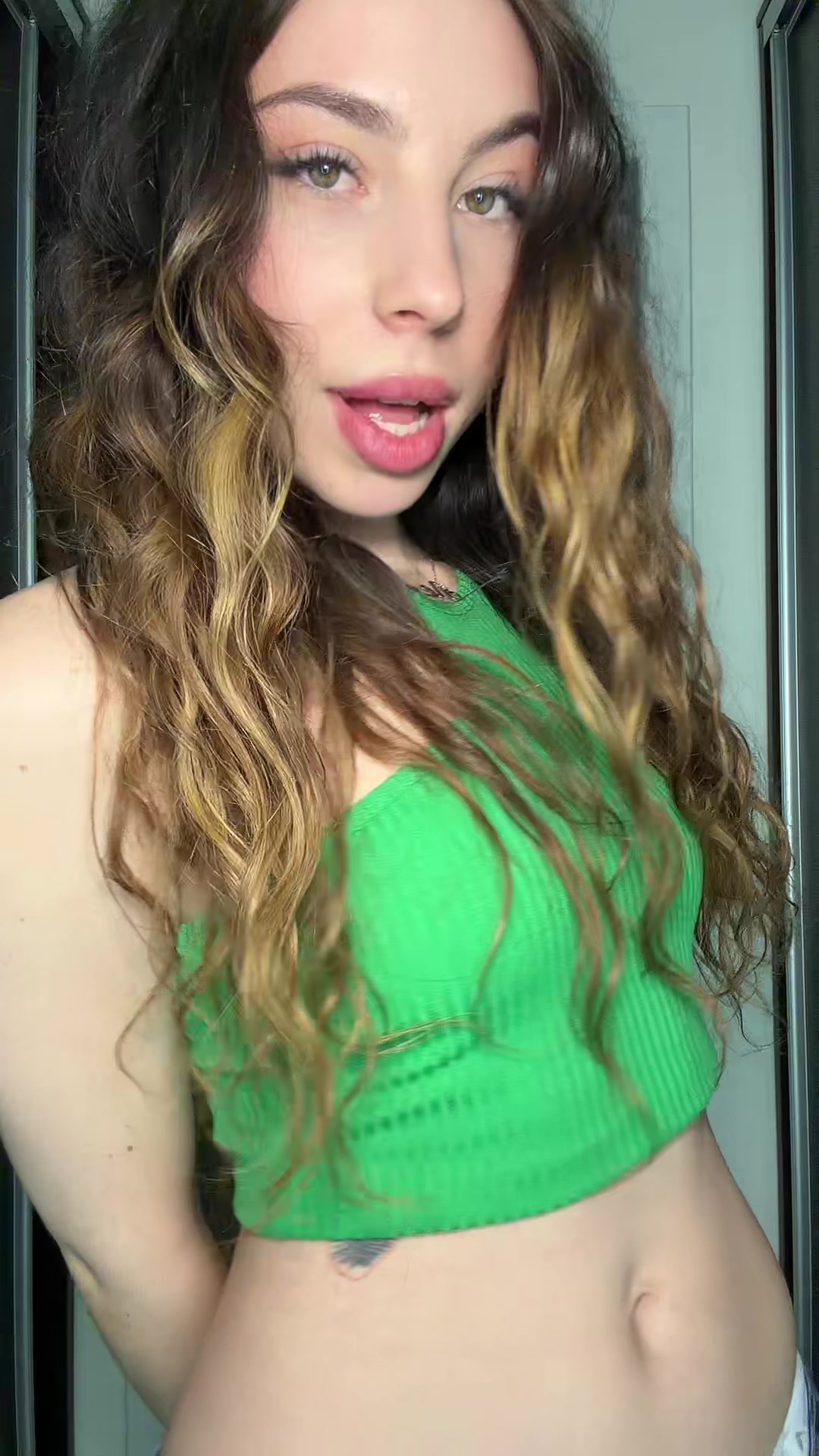 @helenlavie_