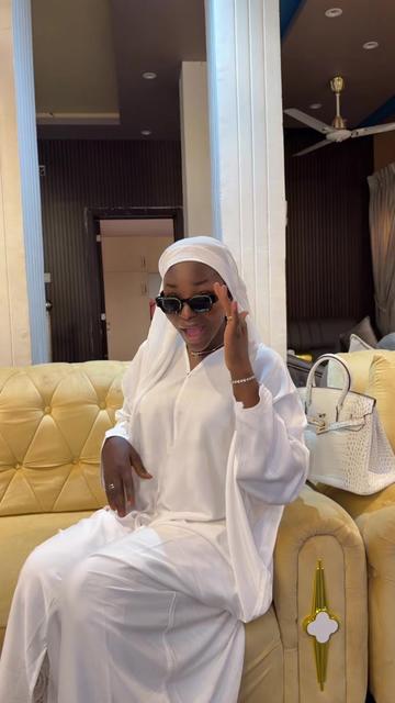 @AMINA ka Mama 🦋👩🍼