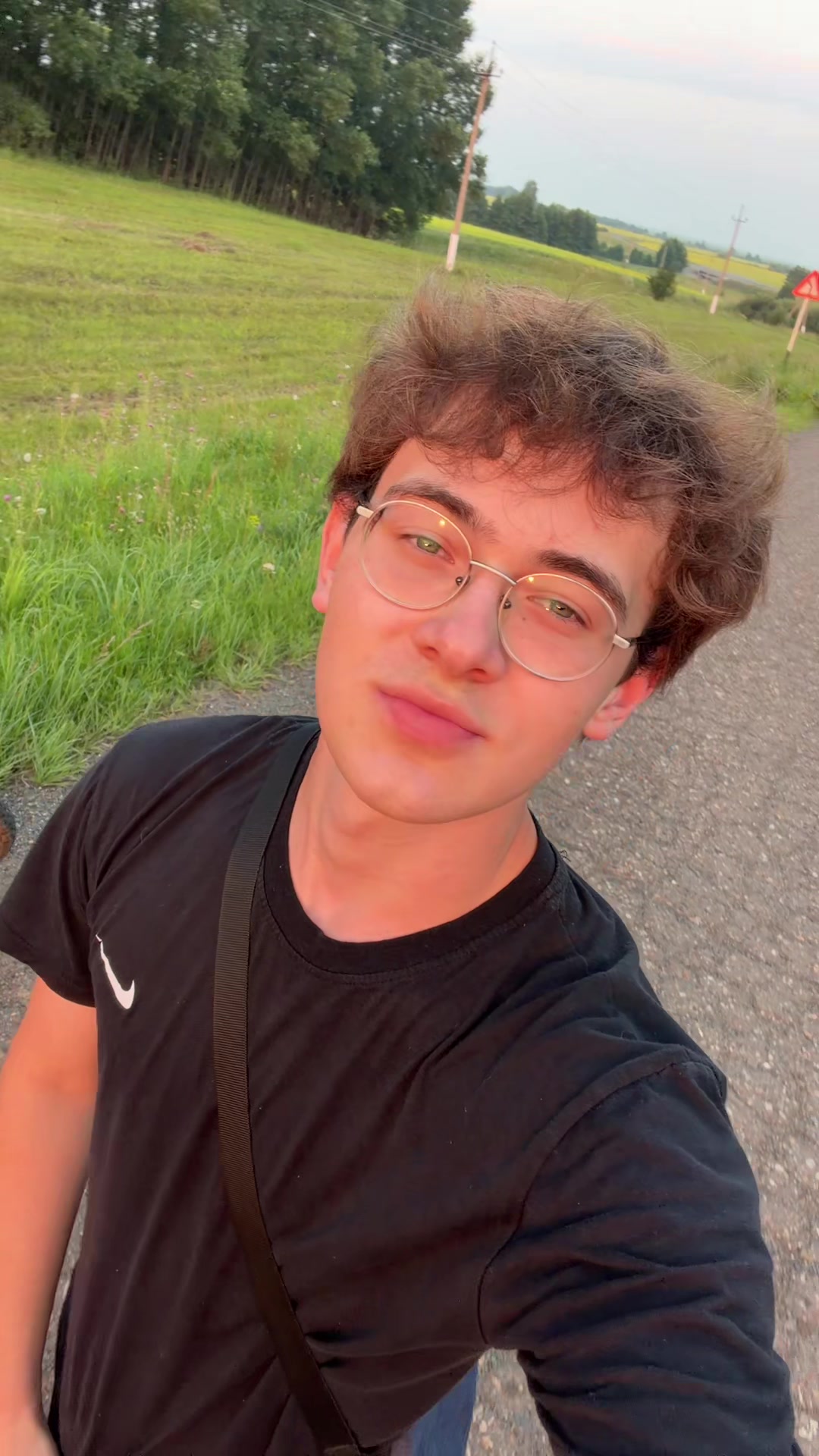 @Blutoniy