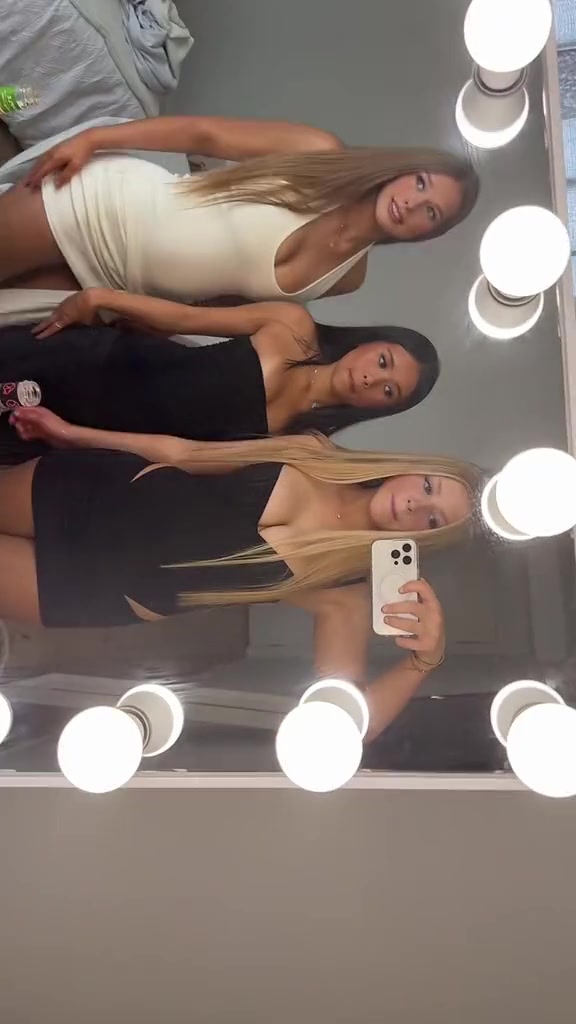 @😇