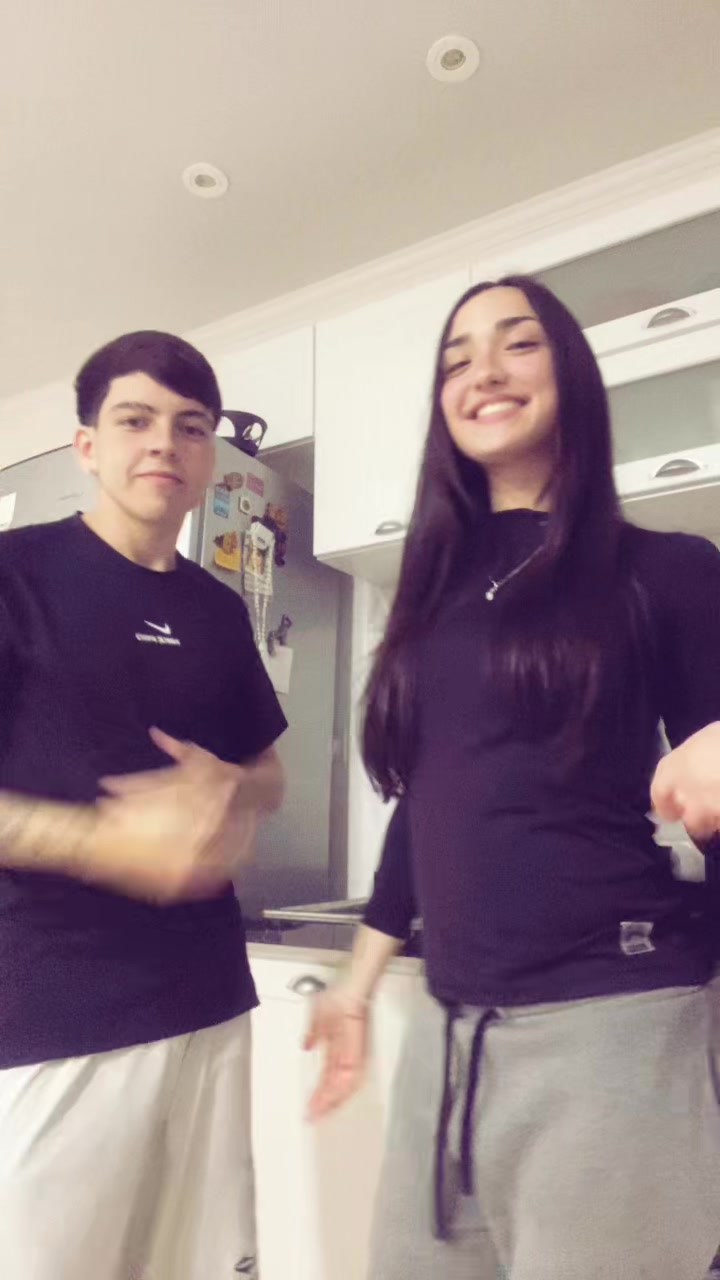 @simooyri
