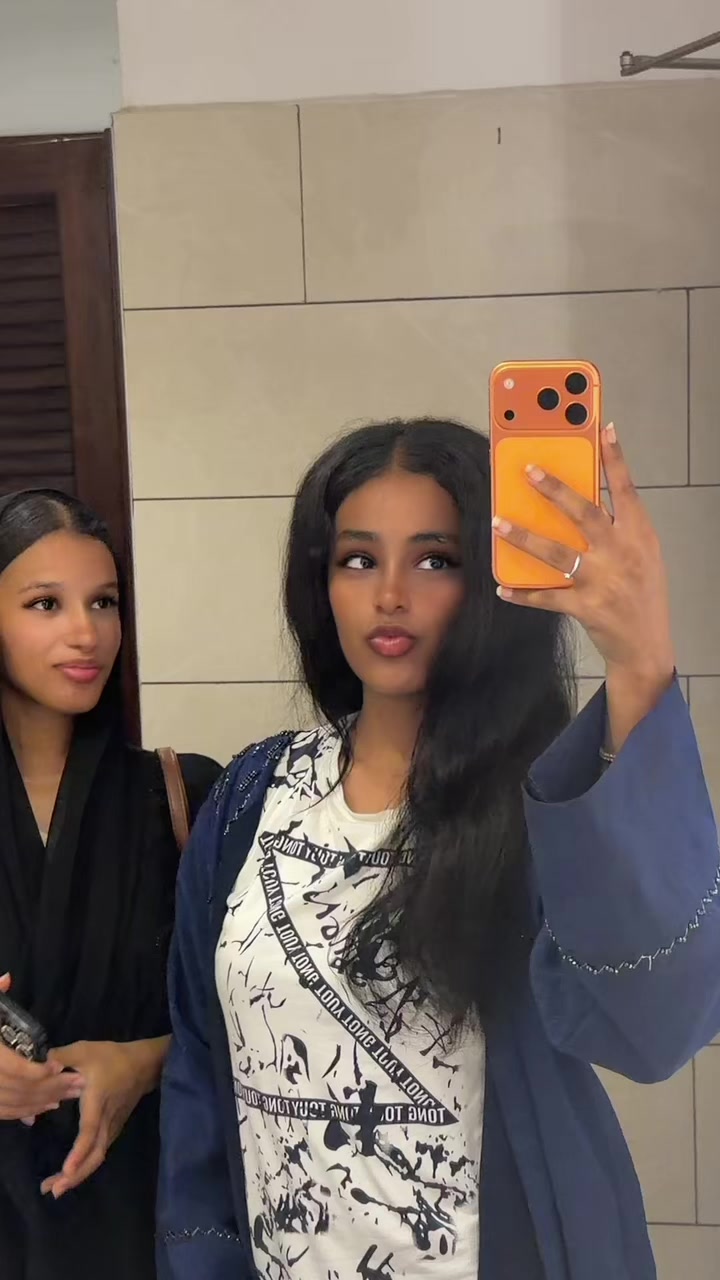 @Zanubi 💋